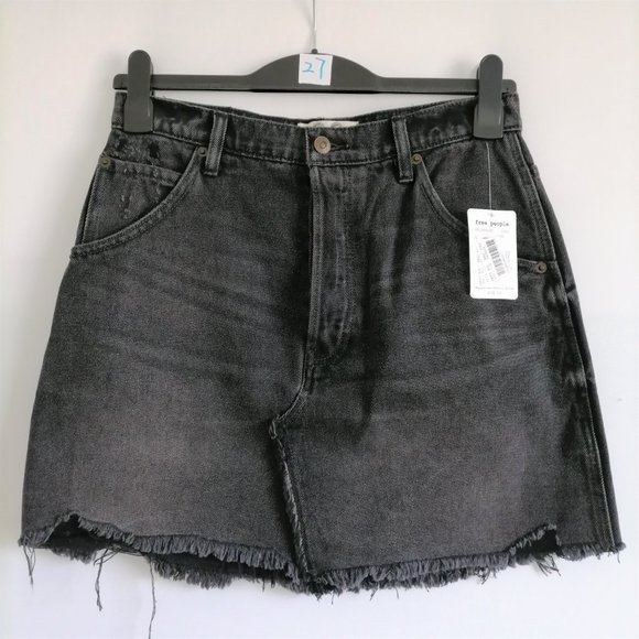 We The Free Free People Women's Faded Black Distressed Denim Skirt Size 31 New W - Picture 1 of 8